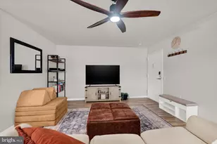 1633 Edgewood Pl, Hagerstown, MD 21740 - Photo 2