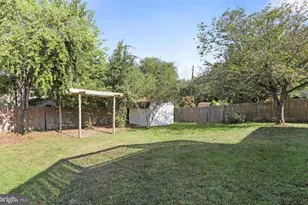 1337 Cedarwood Dr, Hagerstown, MD 21742 - Photo 18