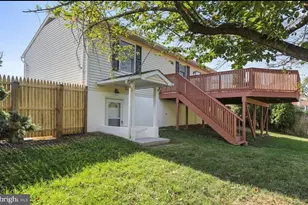 1337 Cedarwood Dr, Hagerstown, MD 21742 - Photo 8
