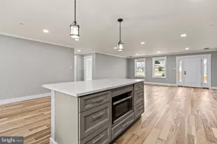 18212 Woodside Dr, Hagerstown, MD 21740 - Photo 16