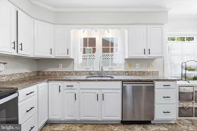 329 E Irvin Avenue, Hagerstown, MD 21742 - Photo 14