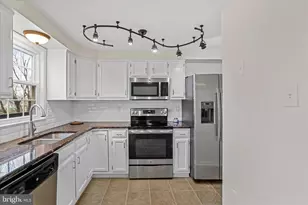 244 Lily Ct, Hagerstown, MD 21740 - Photo 10