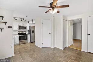 244 Lily Ct, Hagerstown, MD 21740 - Photo 8