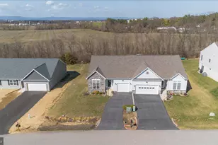 13880 Patriot Way, Hagerstown, MD 21740 - Photo 20