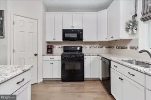 13880 Patriot Way, Hagerstown, MD 21740 - Photo 4