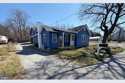 14715 Pennsylvania Avenue, Hagerstown, MD 21742 - Photo 2