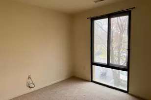 1010 Brinker Dr, Hagerstown, MD 21740 - Photo 14