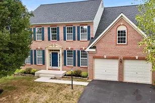 17402 Cobb Ct, Hagerstown, MD 21740 - Photo 4