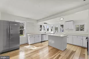 19 Brent St, Hancock, MD 21750 - Photo 4