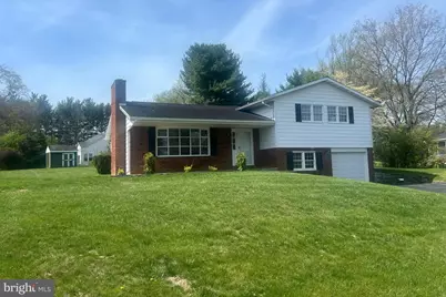 19119 Woodhaven Drive, Hagerstown, MD 21742 - Photo 1