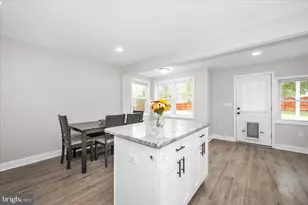 8807 Crystal Falls Dr, Boonsboro, MD 21713 - Photo 10