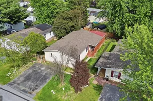 12021 Heather Dr, Hagerstown, MD 21740 - Photo 4