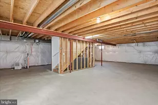 17938 Constitution Cir, Hagerstown, MD 21740 - Photo 30