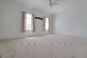 337 E Ridge Dr, Hagerstown, MD 21740 - Photo 10