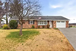 13835 Northcrest Rd, Hagerstown, MD 21742 - Photo 1