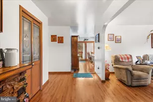 12530 Seavolt Rd, Hancock, MD 21750 - Photo 2