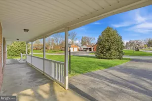 10732 Van Lear Dr, Williamsport, MD 21795 - Photo 4