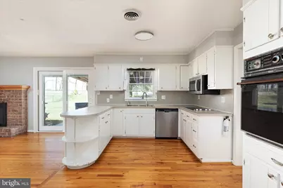 22120 Holiday Drive, Smithsburg, MD 21783 - Photo 12