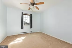 22120 Holiday Dr, Smithsburg, MD 21783 - Photo 16