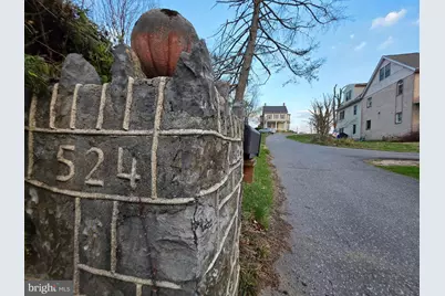 524 Virginia Avenue(2-Unit) & Adjacent Lot, Hagerstown, MD 21740 - Photo 2