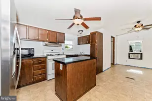 12109 Heather Dr, Hagerstown, MD 21740 - Photo 14