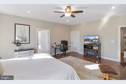 19115 Red Maple Drive, Hagerstown, MD 21742 - Photo 32