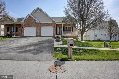 14217 Shelby Circle, Hagerstown, MD 21740 - Photo 2