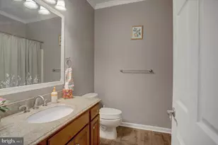 14217 Shelby Cir, Hagerstown, MD 21740 - Photo 16