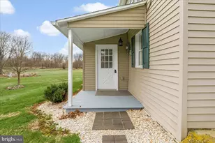 9611 Morning Glory Ln, Hagerstown, MD 21740 - Photo 6