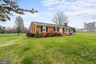 1404 Marshall St, Hagerstown, MD 21740 - Photo 4