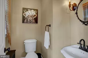 207 E Irvin Ave, Hagerstown, MD 21740 - Photo 16