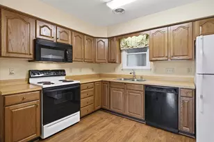 1217 S Pointe Dr, Hagerstown, MD 21740 - Photo 14