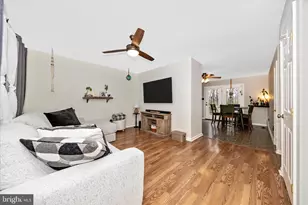 17006 Newcastle Ct, Williamsport, MD 21795 - Photo 2