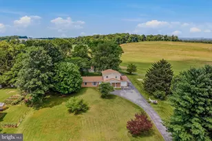 11728 White Hall Rd, Smithsburg, MD 21783 - Photo 2