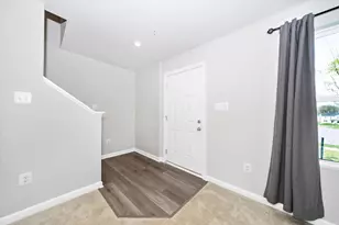 99 Charlotte St, Hagerstown, MD 21740 - Photo 2