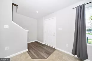 99 Charlotte St, Hagerstown, MD 21740 - Photo 2