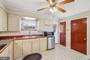 11910 Wesley Dr, Hagerstown, MD 21742 - Photo 12