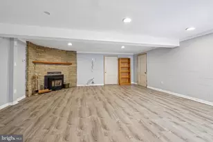 11910 Wesley Dr, Hagerstown, MD 21742 - Photo 4