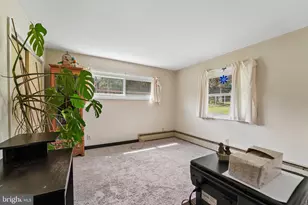 11910 Wesley Dr, Hagerstown, MD 21742 - Photo 16