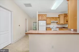 12993 Little Hayden Cir, Hagerstown, MD 21742 - Photo 8