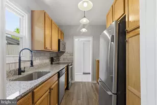 337 N Locust St, Hagerstown, MD 21740 - Photo 8