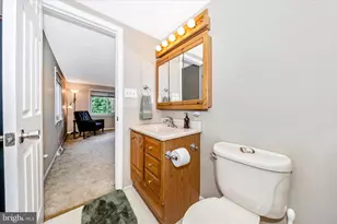 20603 Bluebird Ave, Hagerstown, MD 21742 - Photo 22