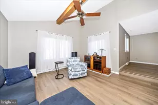 20603 Bluebird Ave, Hagerstown, MD 21742 - Photo 4