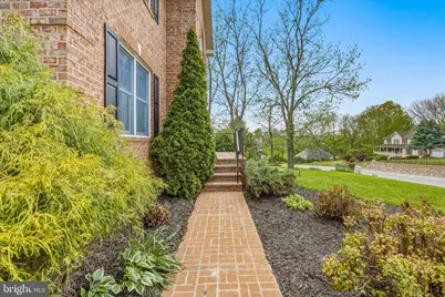 20115 Teakwood Drive, Hagerstown, MD 21742 - Photo 2