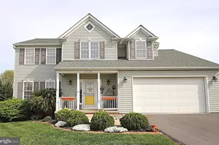 17734 Jennifer Ln, Hagerstown, MD 21740 - Photo 1