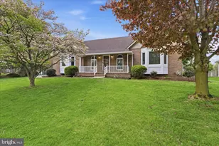 1813 Winston Dr, Hagerstown, MD 21740 - Photo 1