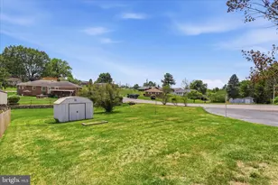 12037 Ronnie Dr, Hagerstown, MD 21742 - Photo 32