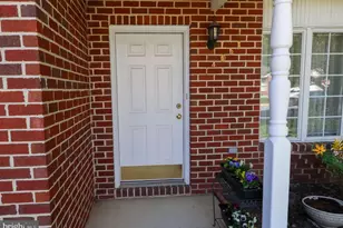 14053 Sweet Vale Dr, Hagerstown, MD 21742 - Photo 4