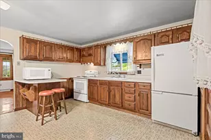 132 Washington St, Hancock, MD 21750 - Photo 14