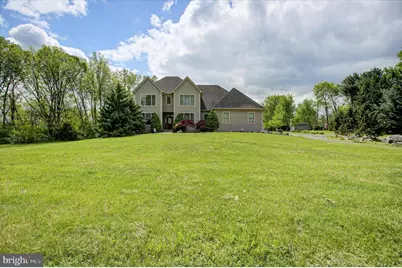 19110 Woodhill Drive, Hagerstown, MD 21742 - Photo 2